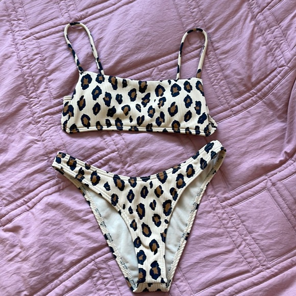 Billabong Other - Billabong bikini cheetah print size S